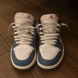 Jordan 1 Low SE