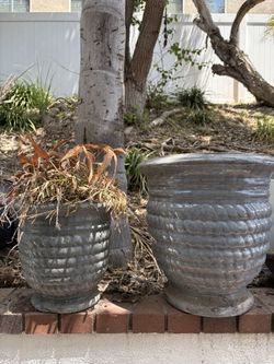 2 Sets of gray Flower / Plant Pots