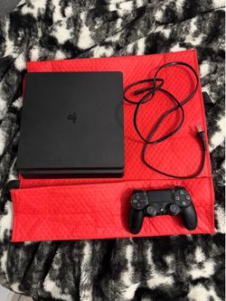 Playstation 4 Slim