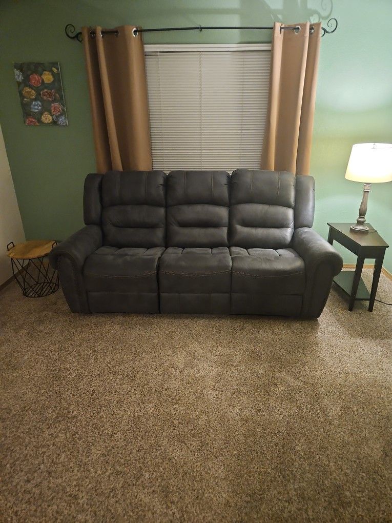 Reclining  Sofa