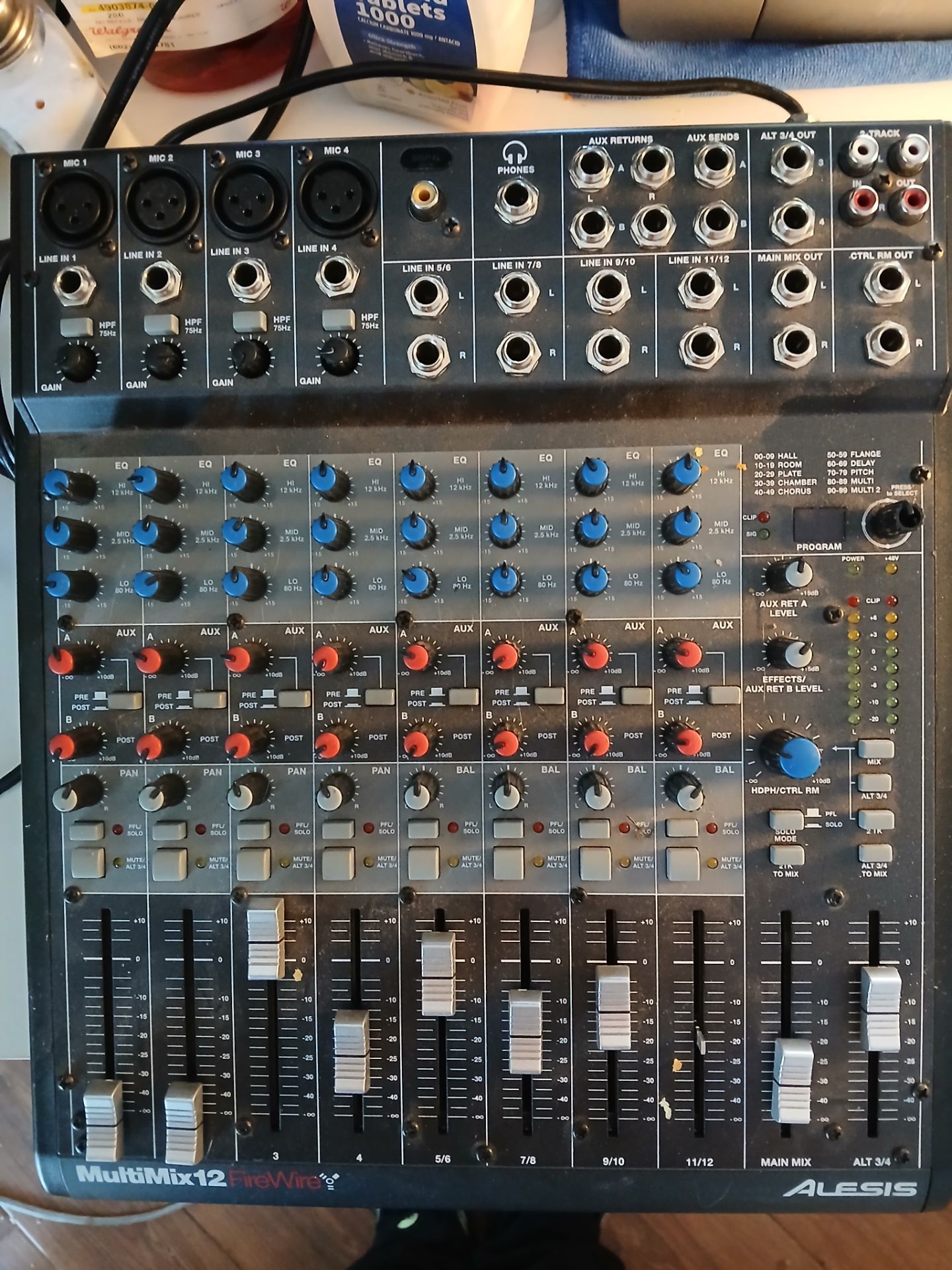 Alesis multimix 12 firewire