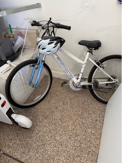 Girls bike