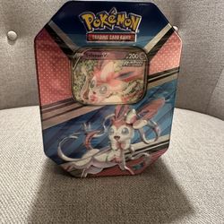 V Heroes Tin [Sylveon V] - SEALED
