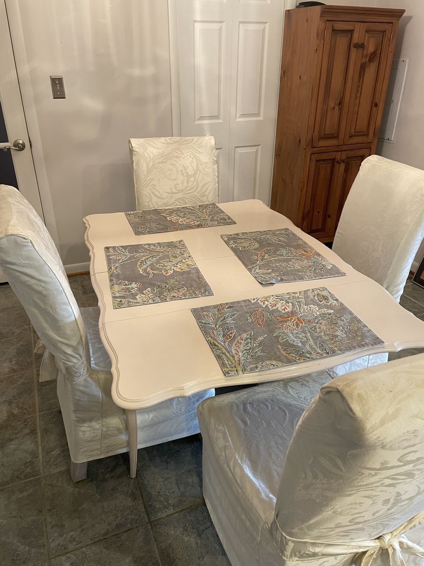 Kitchen Table Set With Chairs