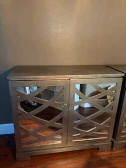 Mirrored Cabinet with Gold Lattice Doors