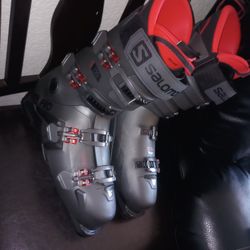 Salomon Ski Boots