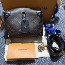 LV Petite Malle