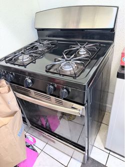 Frigidaire gas range