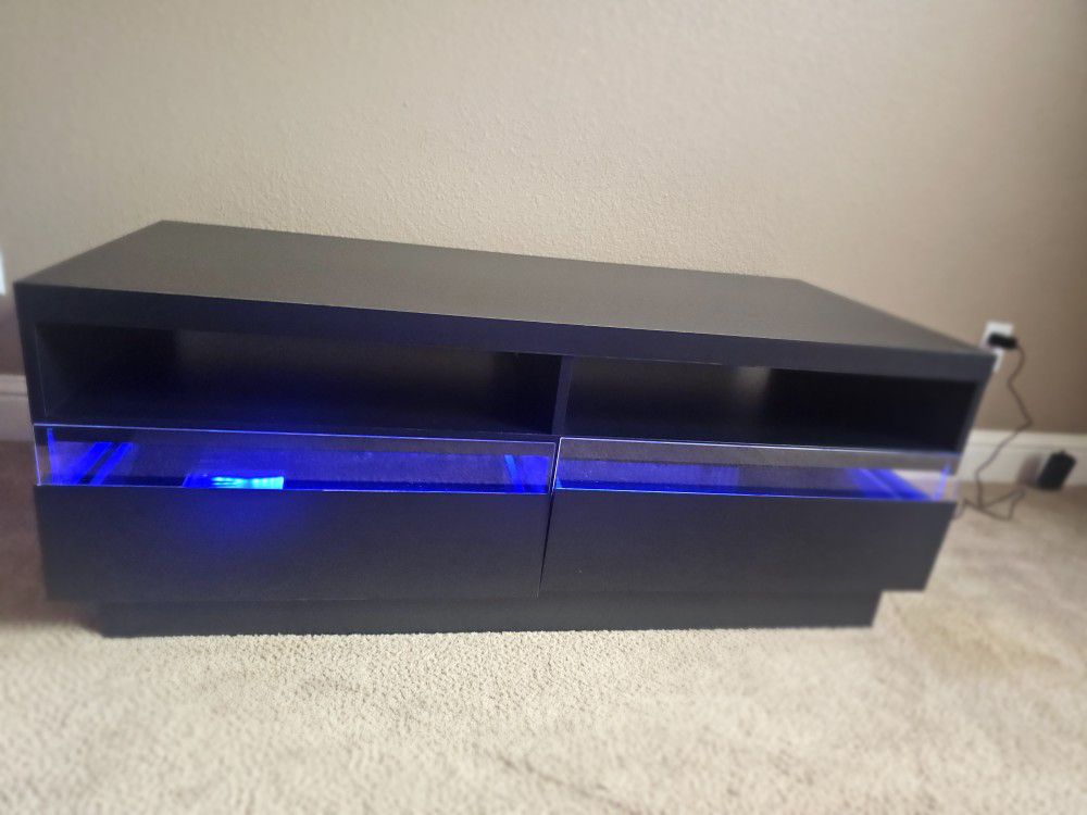 48" LED Coffee Table with Storage, Modern Center Table with LED Lights & Power Strip,