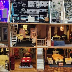 Obo Vintage Large 10 Room Renovated Wood Dollhouse