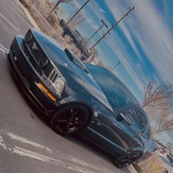 Front Lip For 05-09 Mustang Gt