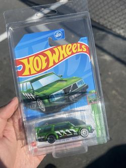 Hot Wheels Volvo Drift Wagon Super Treasure Hunt STH