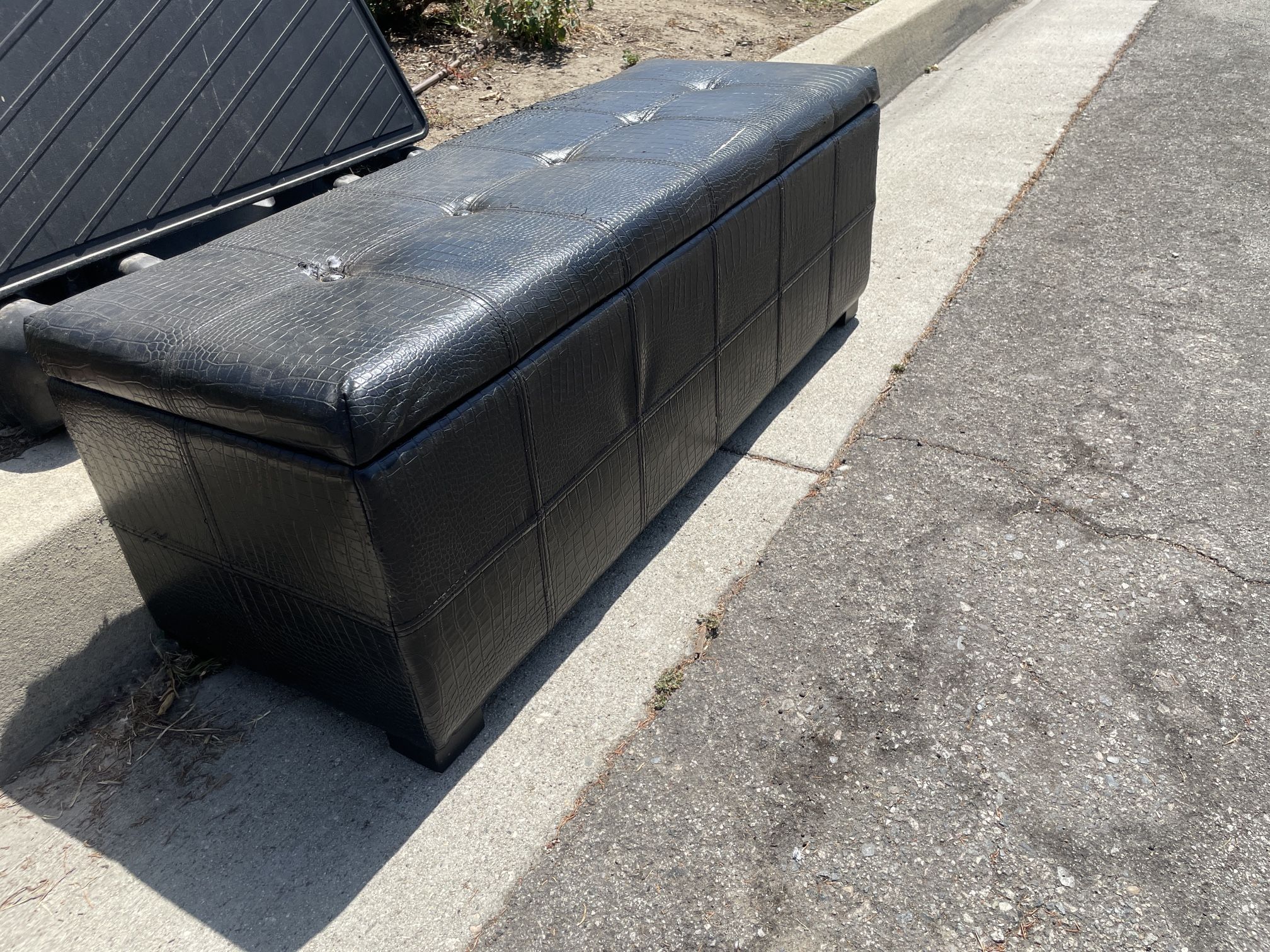 Free black ottoman chest