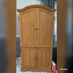 Armoire