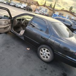 1999 Toyota Camry