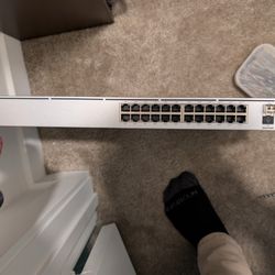 Unifi 24 Port Pro PoE Switch