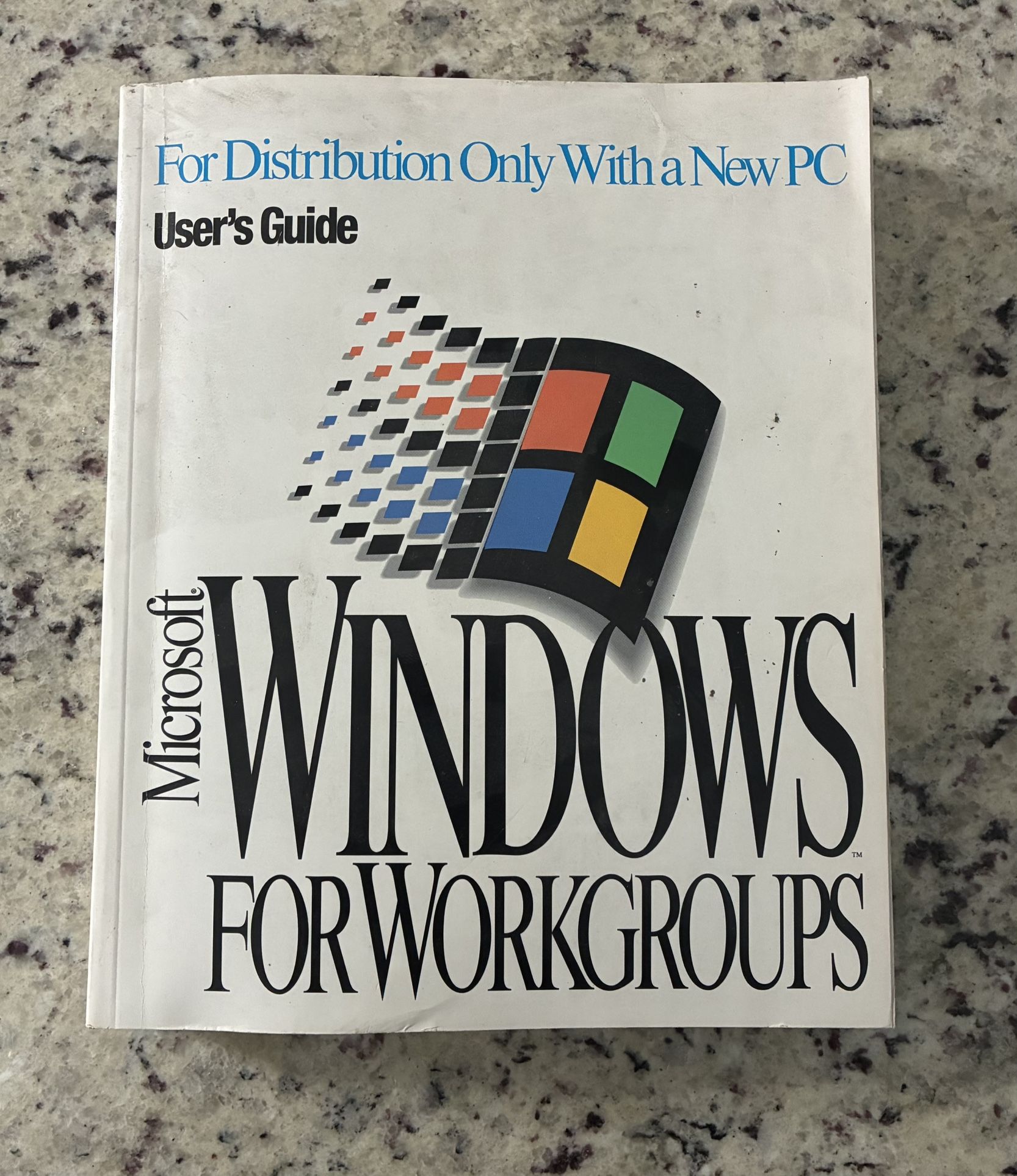 Microsoft Windows for Workgroups 3.11 Users Guide with CD