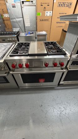 🔥 NEW IN BOX – Wolf 36” Dual Fuel Professional Range 🔥  💲 MSRP: $15,580 🔥 Price Today: $12,464 (20% OFF)  Elevate your kitchen with the Wolf 36” D