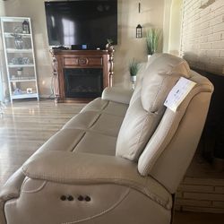 New Reclinable Leather Couch