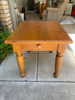 Side Table/Night Stand
