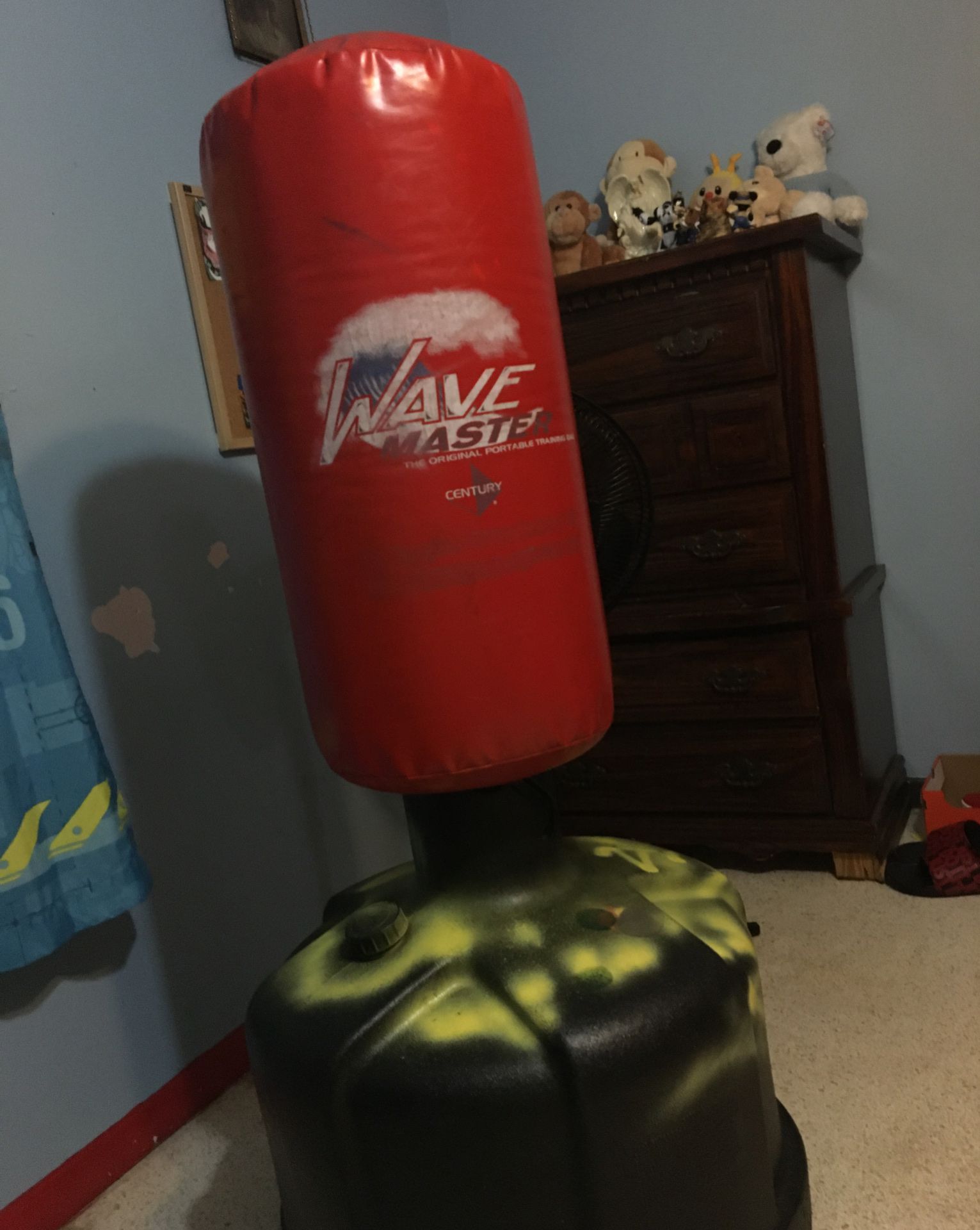 Wave master punching bag