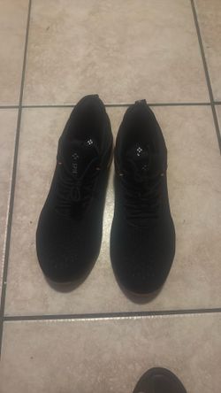 Zapatos de casquillo