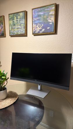 Dell Ultrawide Curved Monitor with Stand