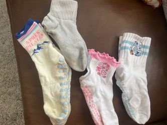 OLI ROSE PILATES SOCKS