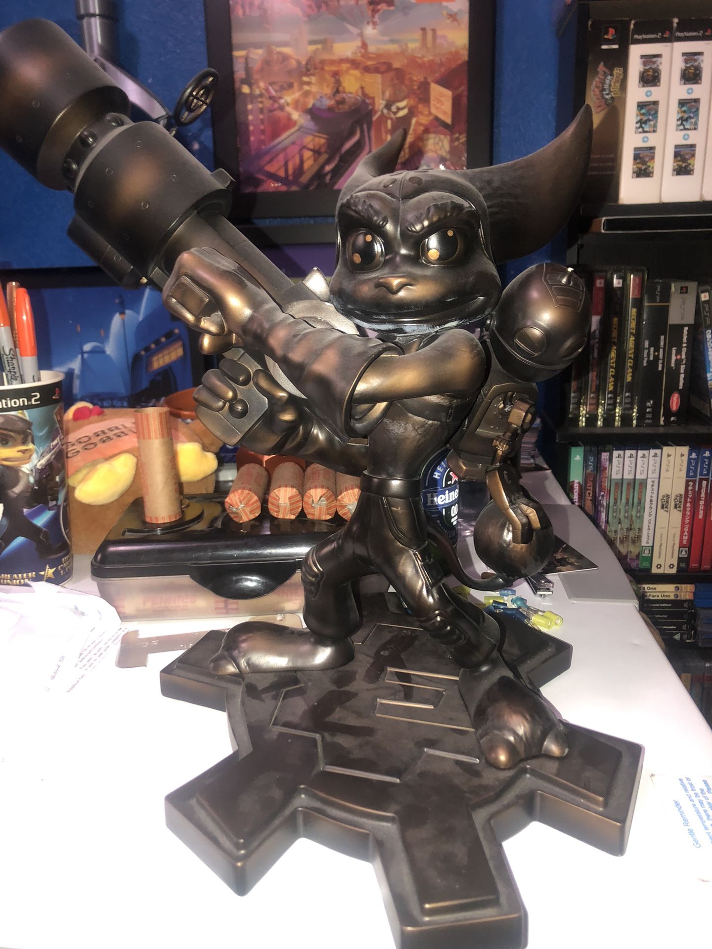 Ratchet & Clank Statue