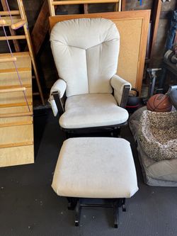 Dutailer Glider Rocking Chair with Ottoman