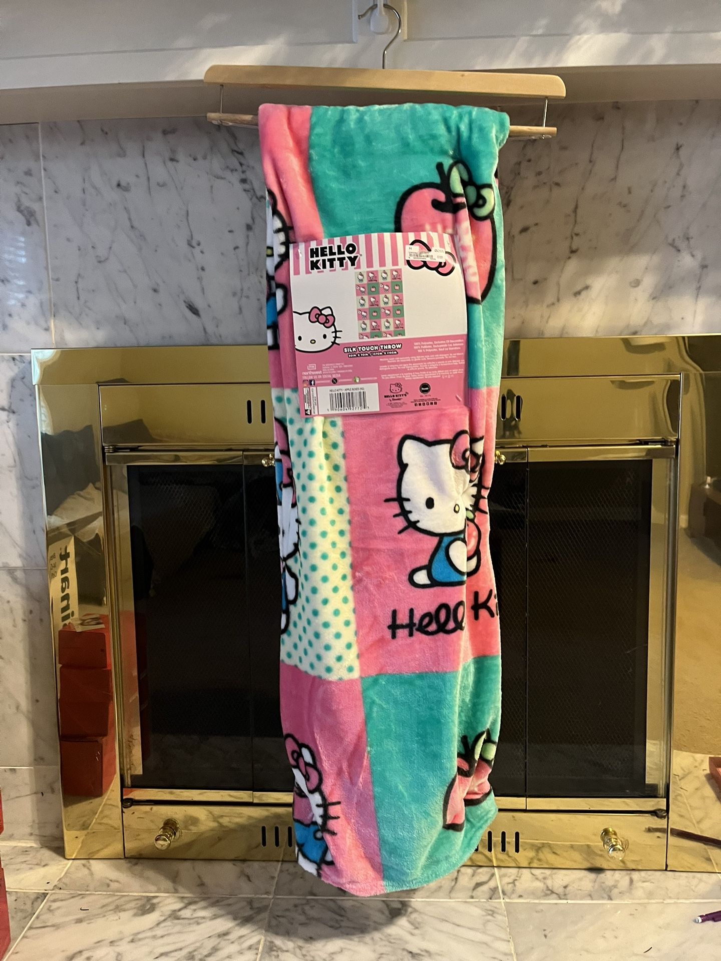 Hello Kitty Blanket