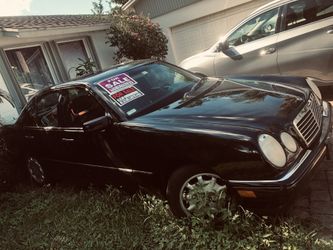 1998 Mercedes-Benz E-Class