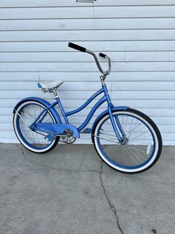 Girls Cruiser Bike