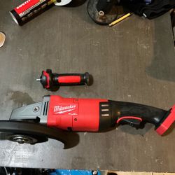 Milwaukee m18 big grinder 7 or 9 inch new