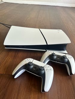 PlayStation 5+ 2 controllers