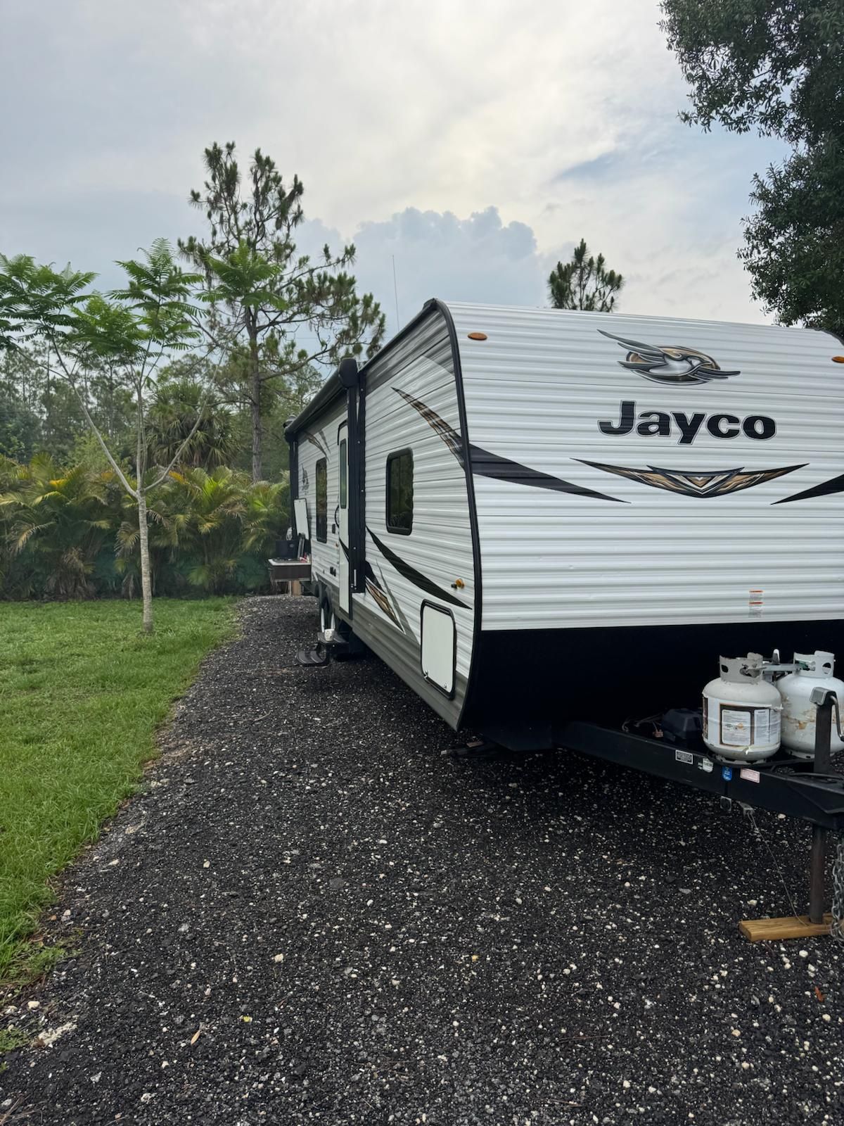 2019 Jayco Jay Flight SLX – $13,500 – Great Condition!