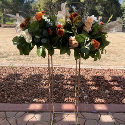 Beautiful Gold Flower Stands