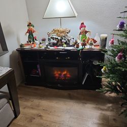 Chimenea Electrica Y Lampara De Tugre