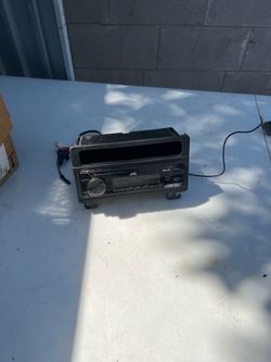 Ford Mustang radio