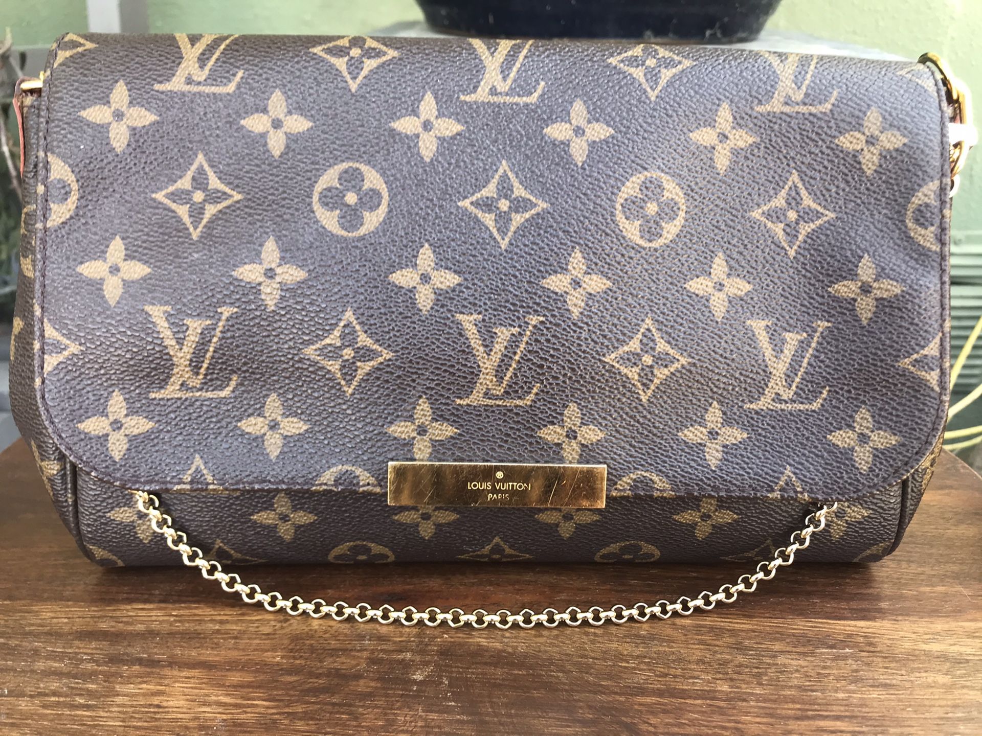 Louis Vuitton Favorite MM