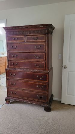 Dresser -full size