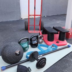 Home Gym Fitness Gym Equipment ACCESSORIES & OVER 130 Pounds