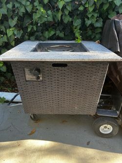 Free Outdoor fire pit