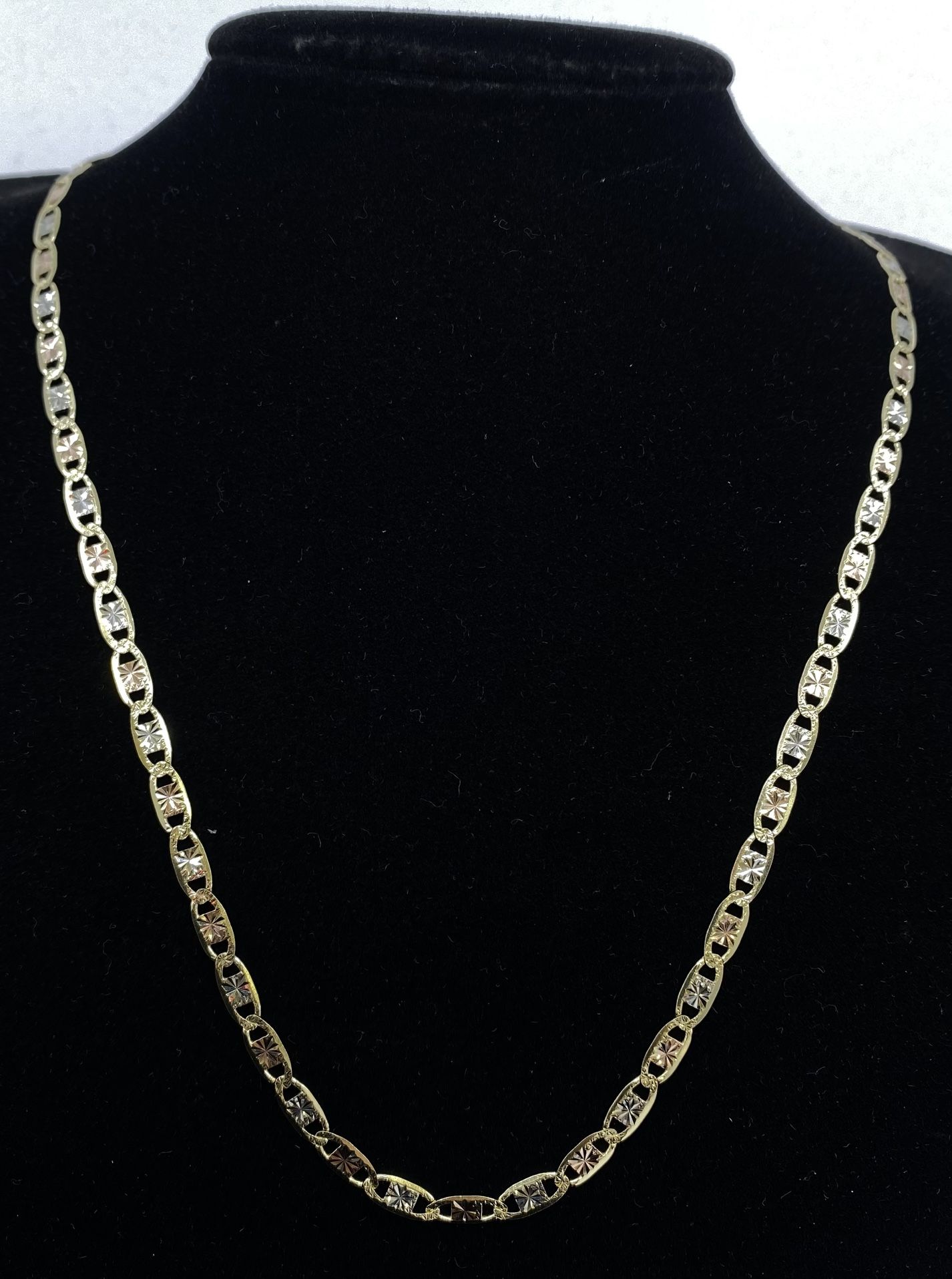 $2000 Three Tone Gold Valentino Chain Necklace