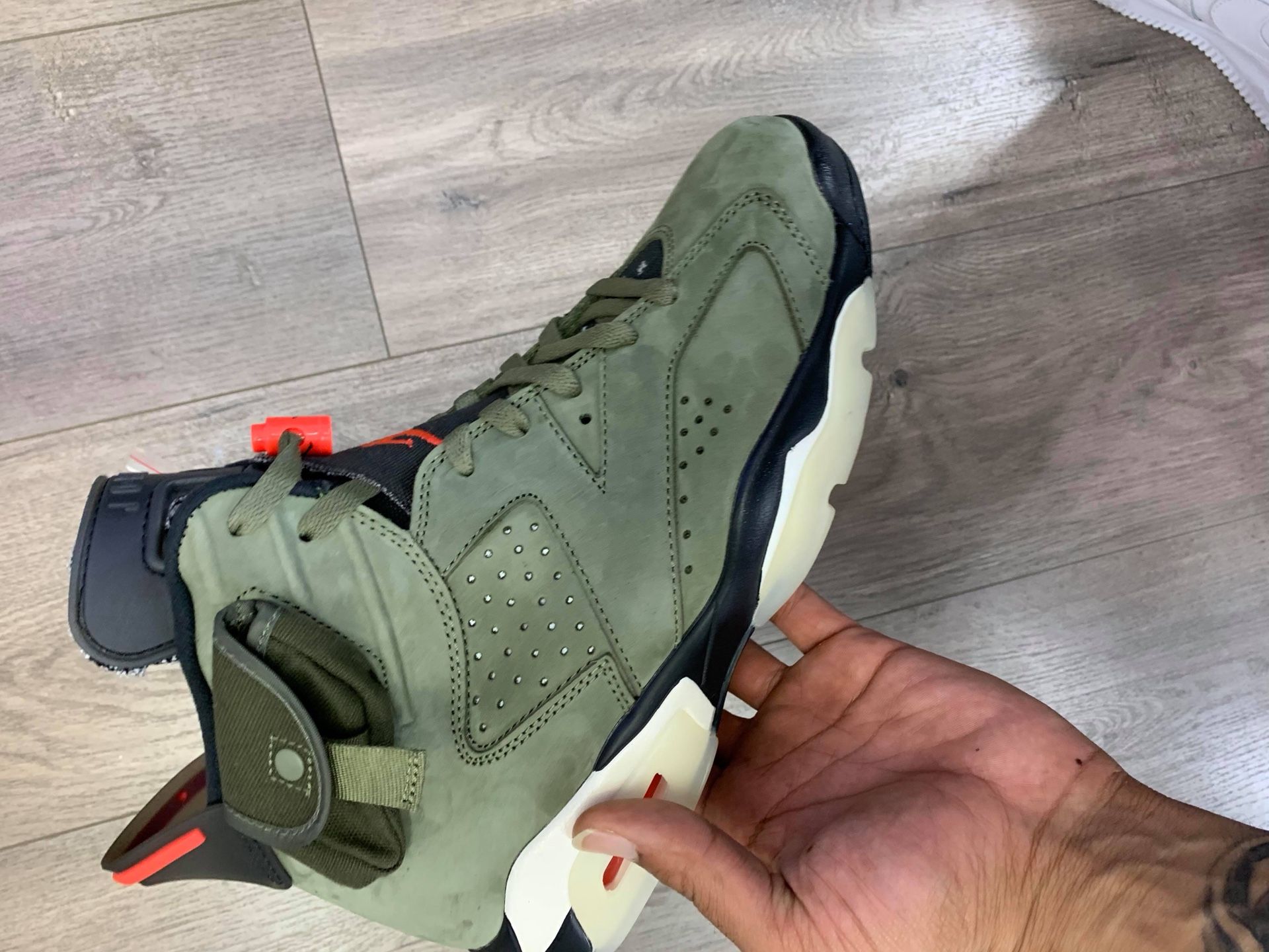 Jordan 6 Retro Travis Scott