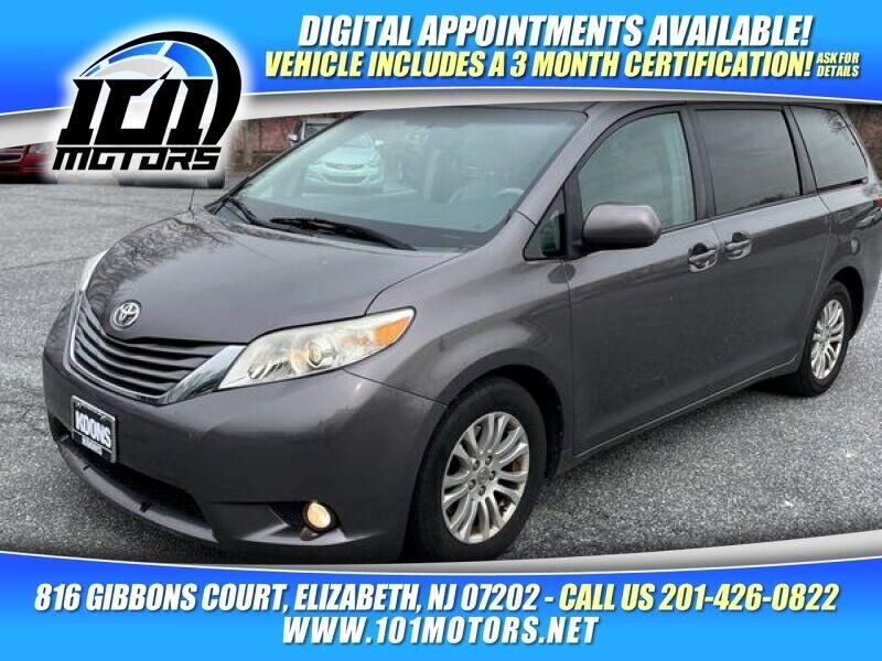 2012 Toyota Sienna