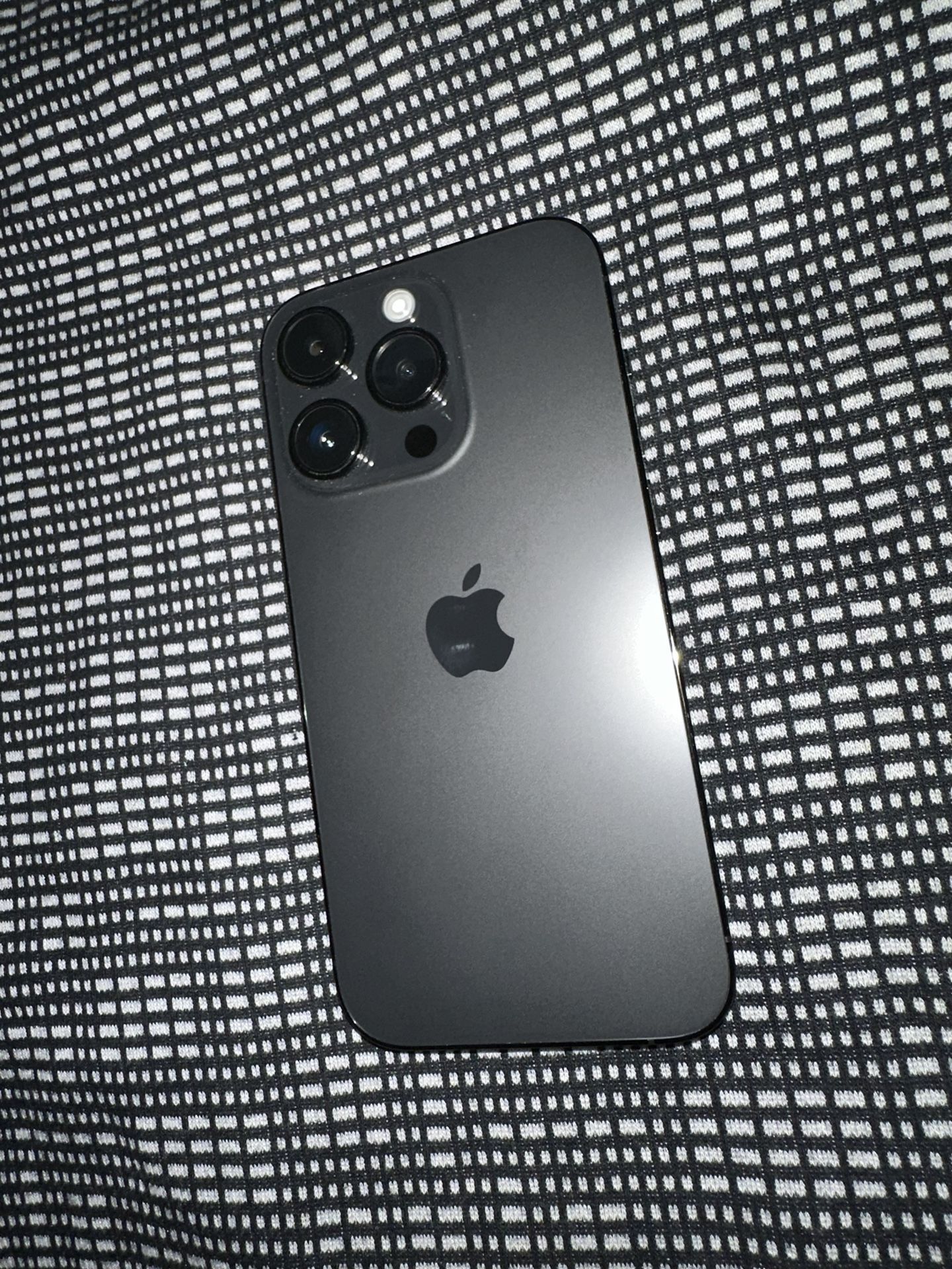 iPhone 14