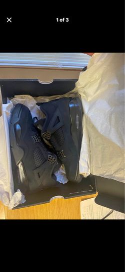 Black cats Jordan 4s