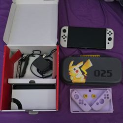 Nintendo Switch White OLED With Accessories 