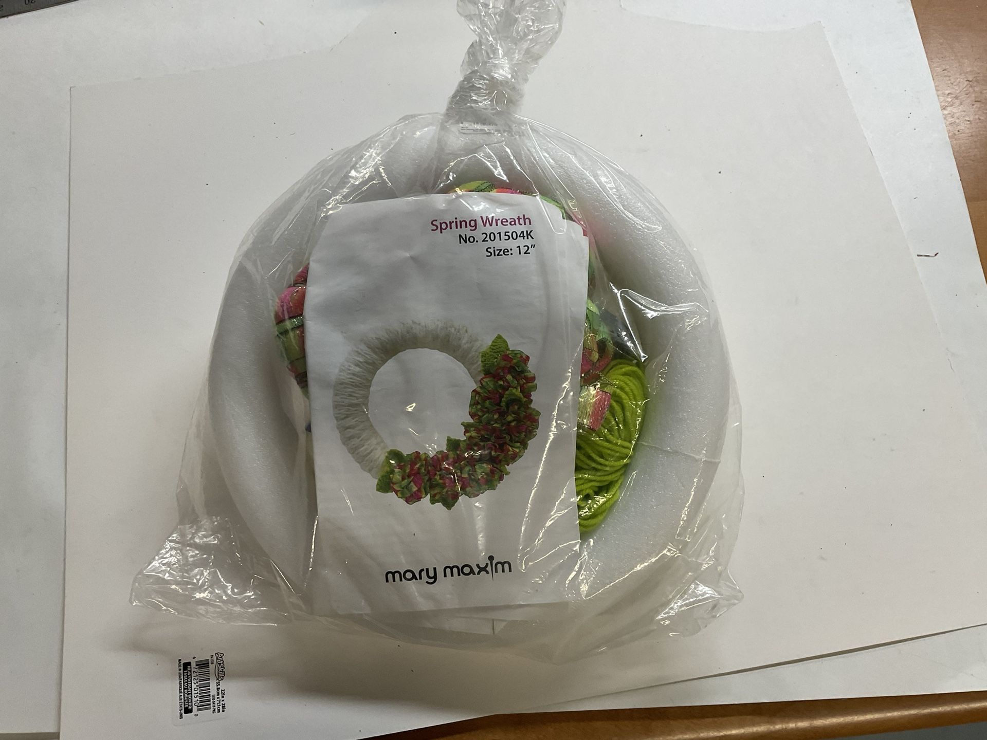 Spring Wreath Pattern With Yarn Kit